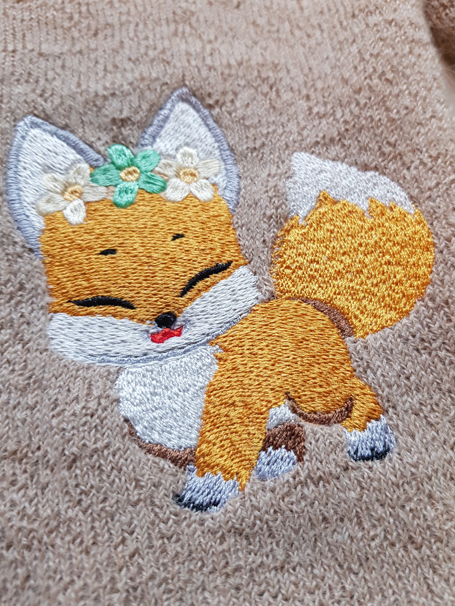 Kinder Pullover Gr. 104 mit Fuchs-Stickerei