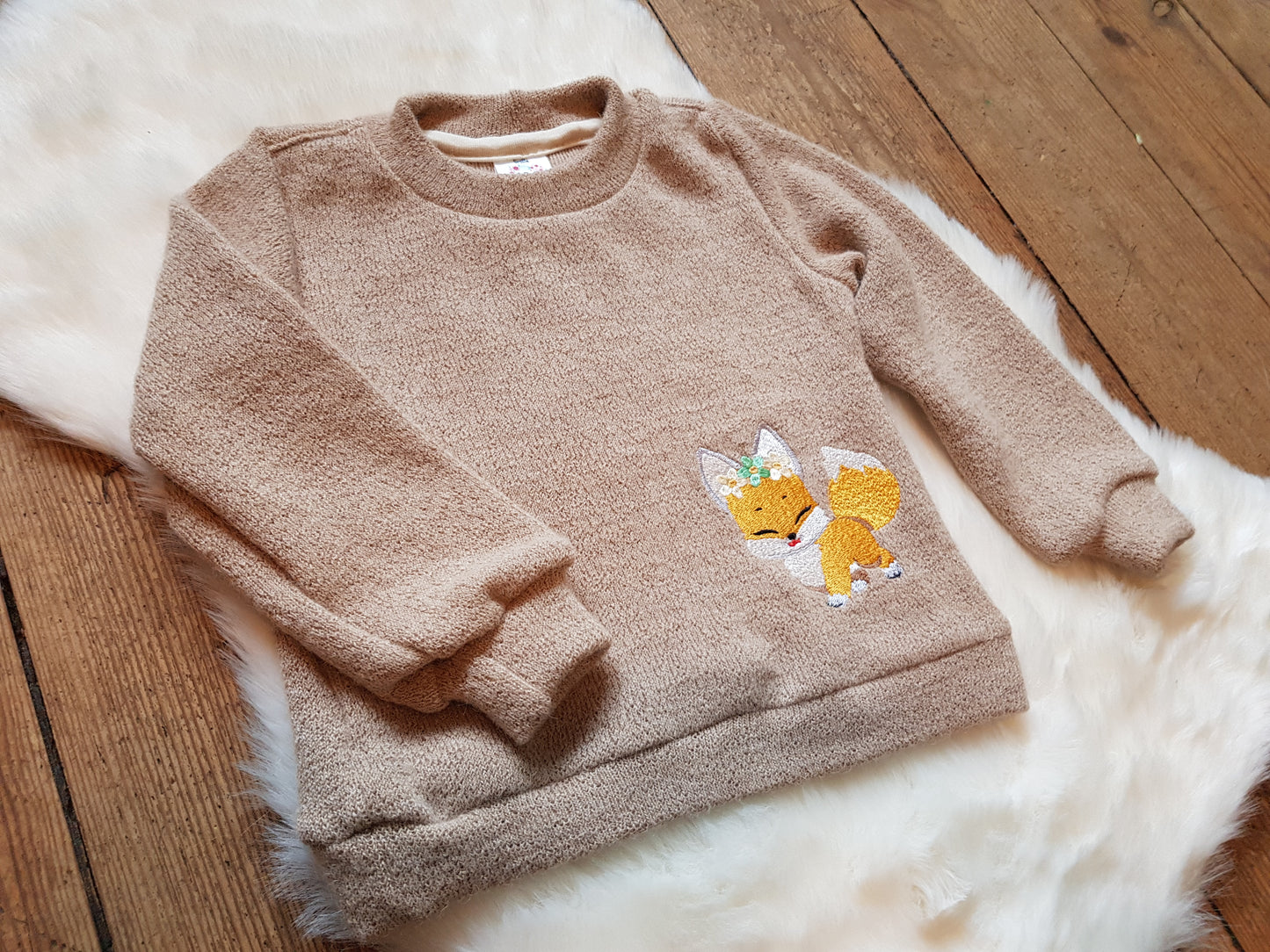 Kinder Pullover Gr. 104 mit Fuchs-Stickerei