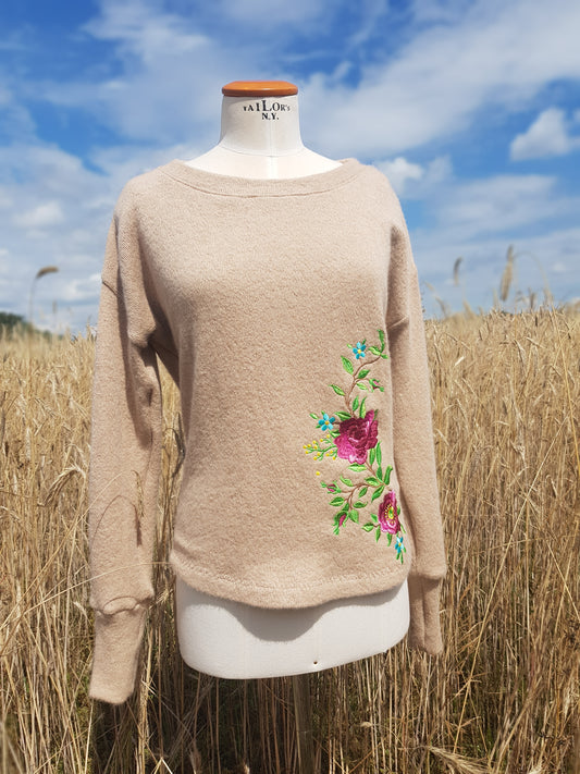 Oversize Pullover Damen Gr. S mit Stickerei